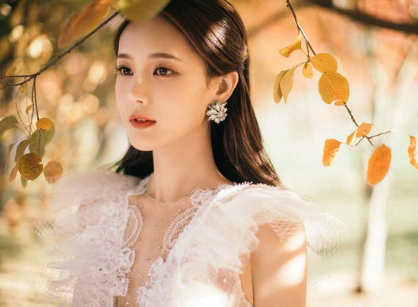 ��ɽ�ܲõ���������Ů��