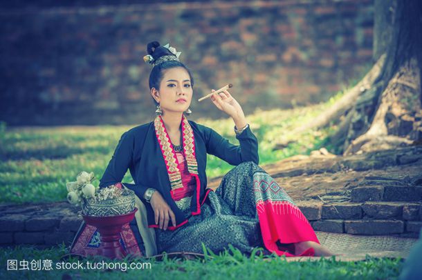 起亚K3智跑K4福瑞迪1.6L丰田雷凌花冠60ah原装汽车电瓶骆驼蓄电池 起亚K3智跑K4福瑞迪1.6L丰田雷凌花冠60ah原装汽车电瓶骆驼蓄电池