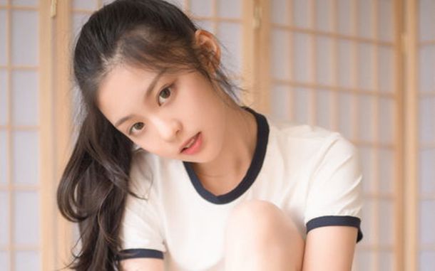 С˵������Ůԭ��һ�����ң��Ҿ������ǵ����������ֶ�������